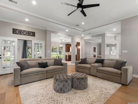8638 Classic Oaks Lane San Antonio TX 78255