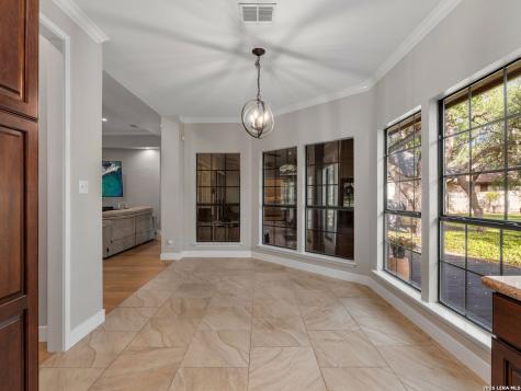 8638 Classic Oaks Lane San Antonio TX 78255