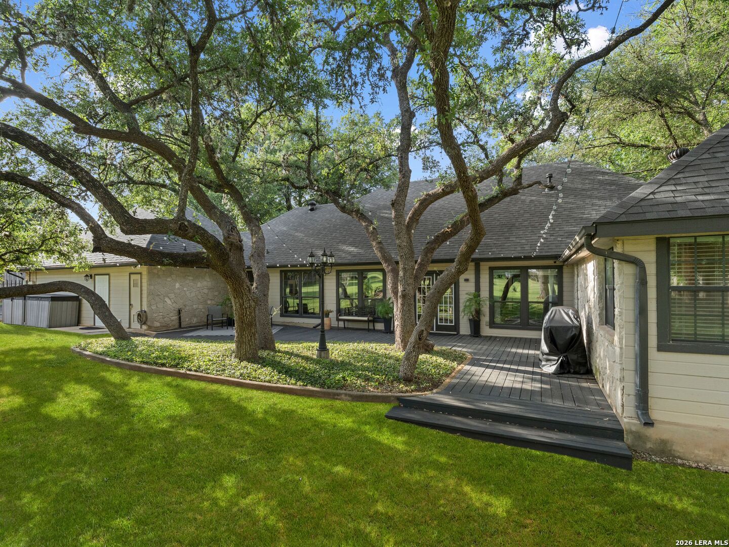 8638 Classic Oaks Lane San Antonio TX 78255