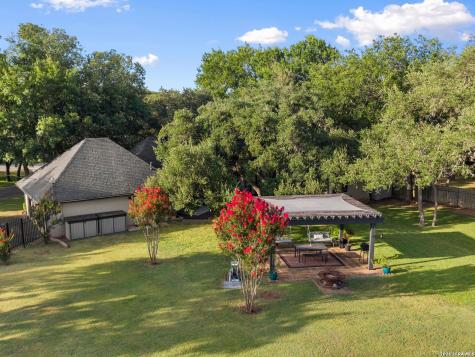 8638 Classic Oaks Lane San Antonio TX 78255