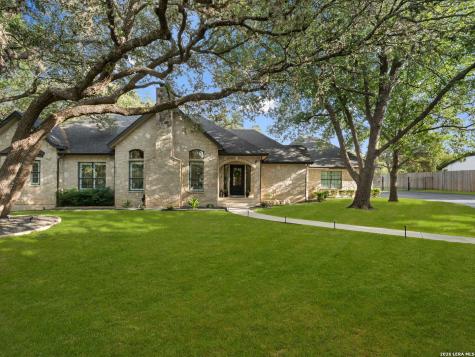 8638 Classic Oaks Lane San Antonio TX 78255