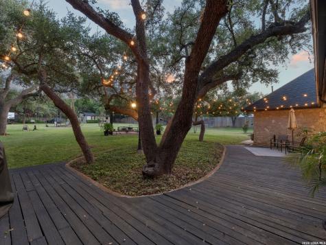 8638 Classic Oaks Lane San Antonio TX 78255