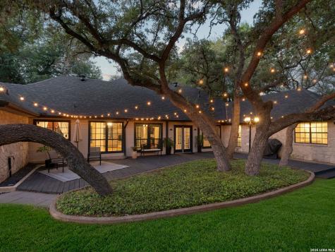 8638 Classic Oaks Lane San Antonio TX 78255