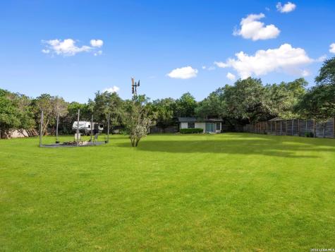 8638 Classic Oaks Lane San Antonio TX 78255