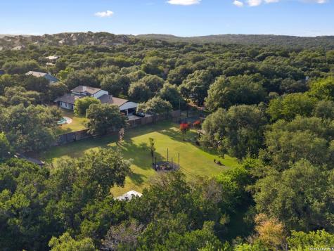 8638 Classic Oaks Lane San Antonio TX 78255
