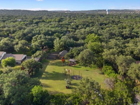 8638 Classic Oaks Lane San Antonio TX 78255