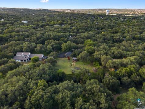 8638 Classic Oaks Lane San Antonio TX 78255
