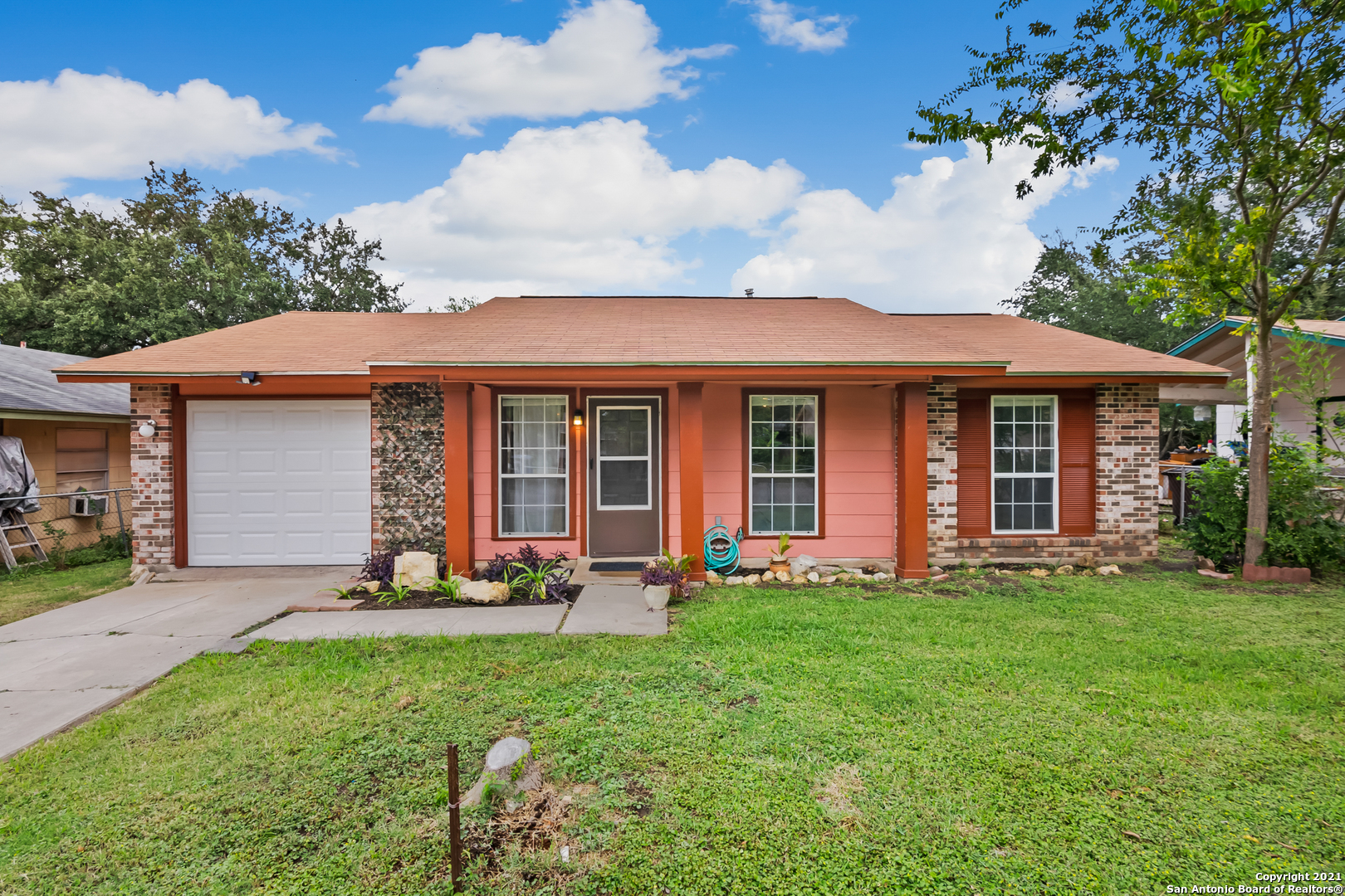 5423 Indian Pipe Street San Antonio TX 78242