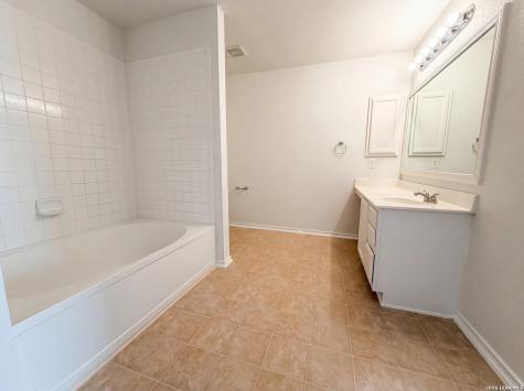4731 Stable Hollow San Antonio TX 78244