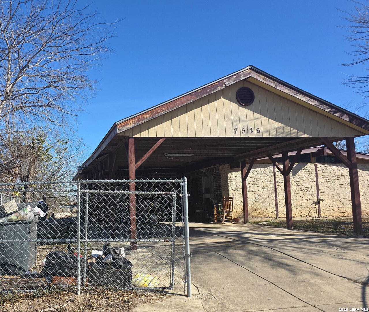 7526 Apple Valley San Antonio TX 78242