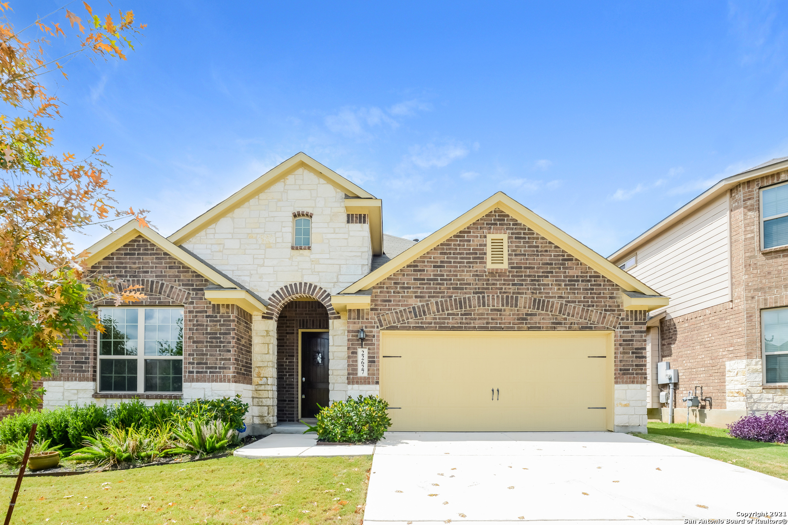 22627 Allegro Creek San Antonio TX 78261