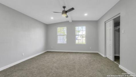 219 Saint James San Antonio TX 78202