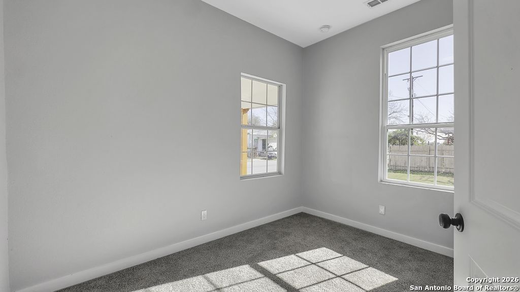 219 Saint James San Antonio TX 78202