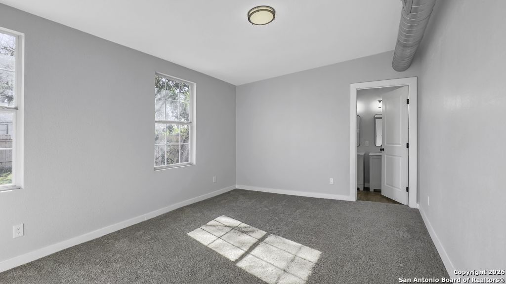 219 Saint James San Antonio TX 78202