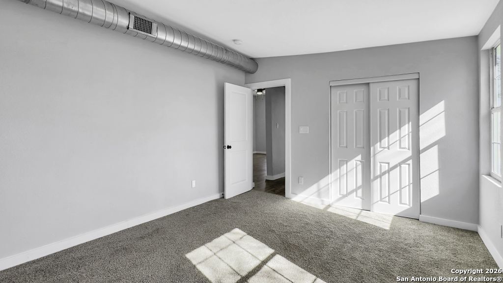 219 Saint James San Antonio TX 78202