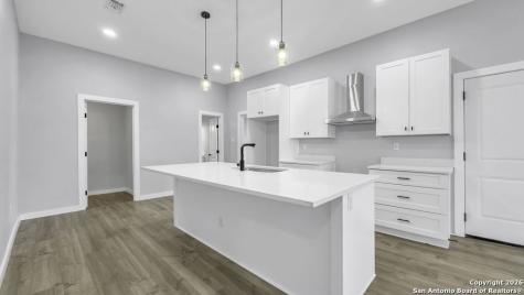 219 Saint James San Antonio TX 78202