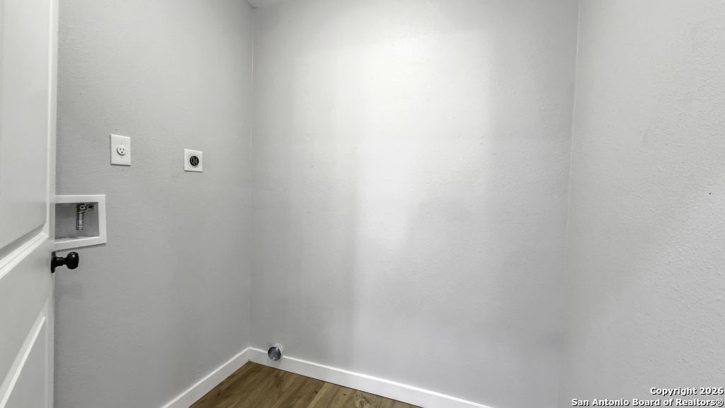 219 Saint James San Antonio TX 78202