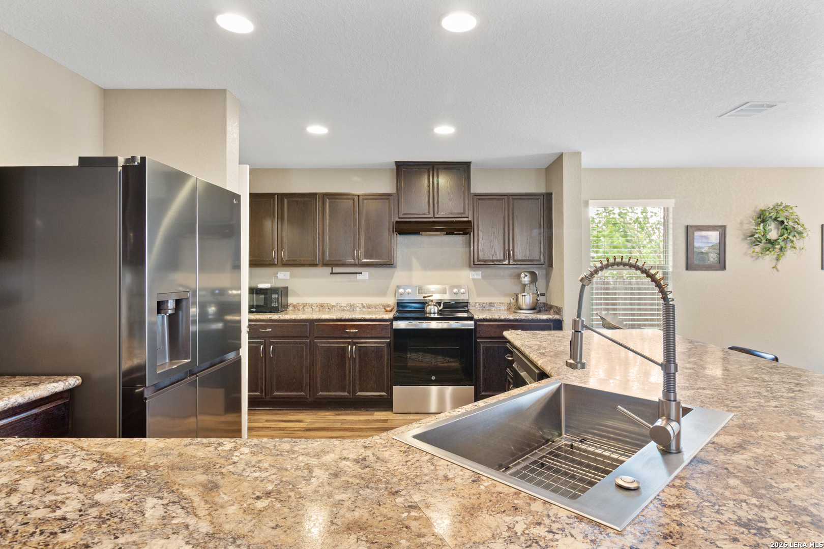 10319 Fort Davis San Antonio TX 78245