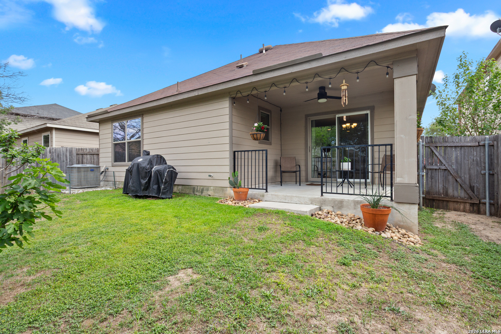 10319 Fort Davis San Antonio TX 78245