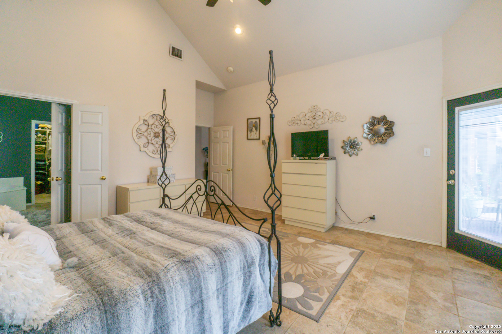 610 Mello Oak San Antonio TX 78258