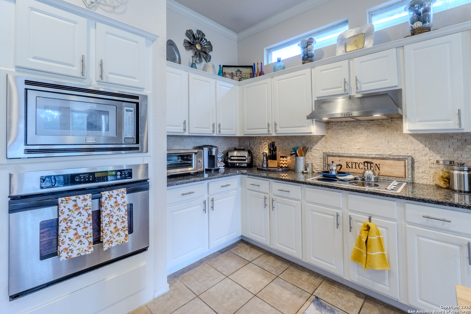 610 Mello Oak San Antonio TX 78258