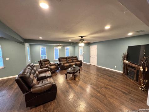 101 Ghent Place Portland TX 78374