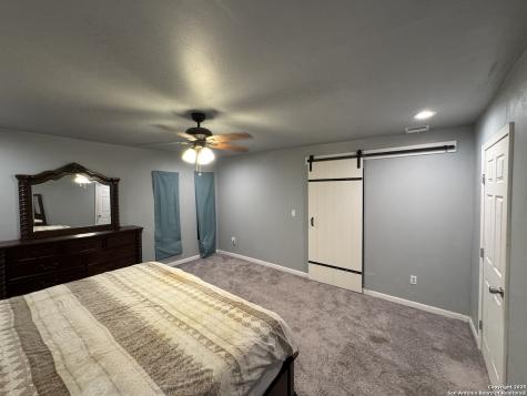 101 Ghent Place Portland TX 78374