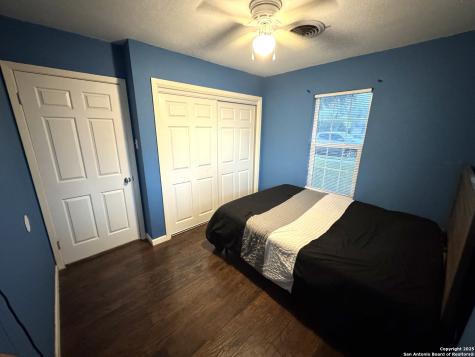 101 Ghent Place Portland TX 78374