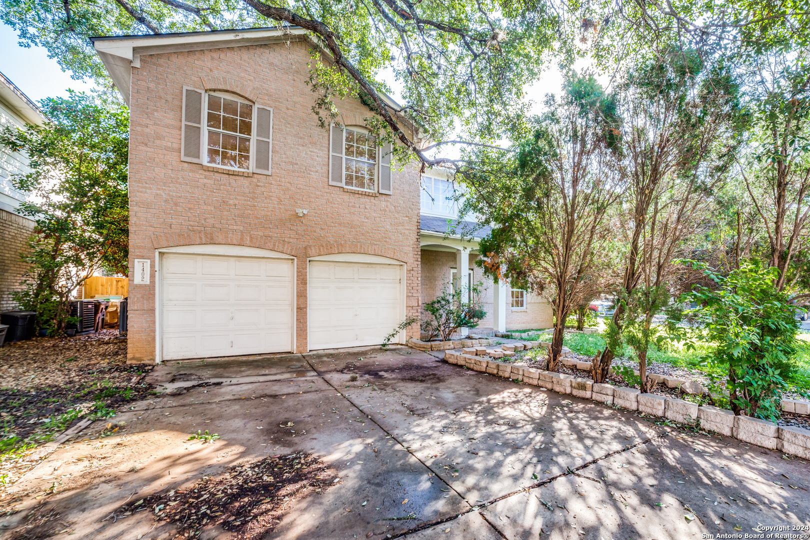1402 Blackbridge San Antonio TX 78253
