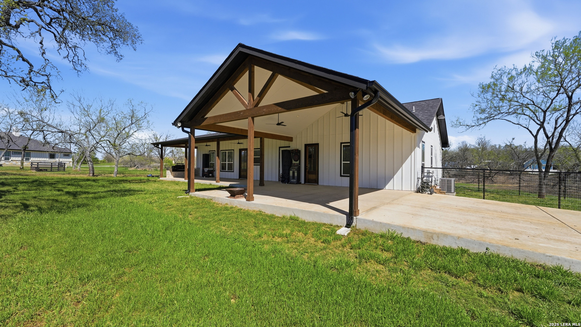 1130 Church Seguin TX 78155