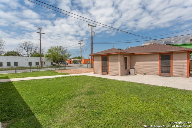 1633 W Kings Highway San Antonio TX 78201