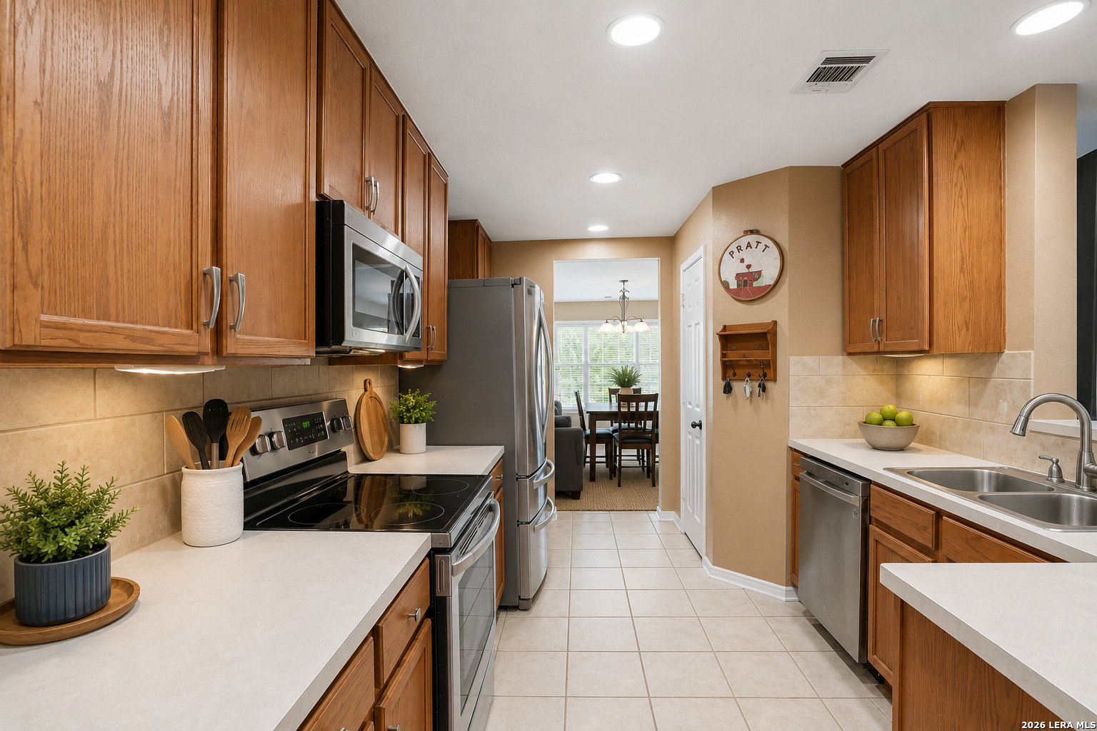 3687 Pebble Beach Schertz TX 78108