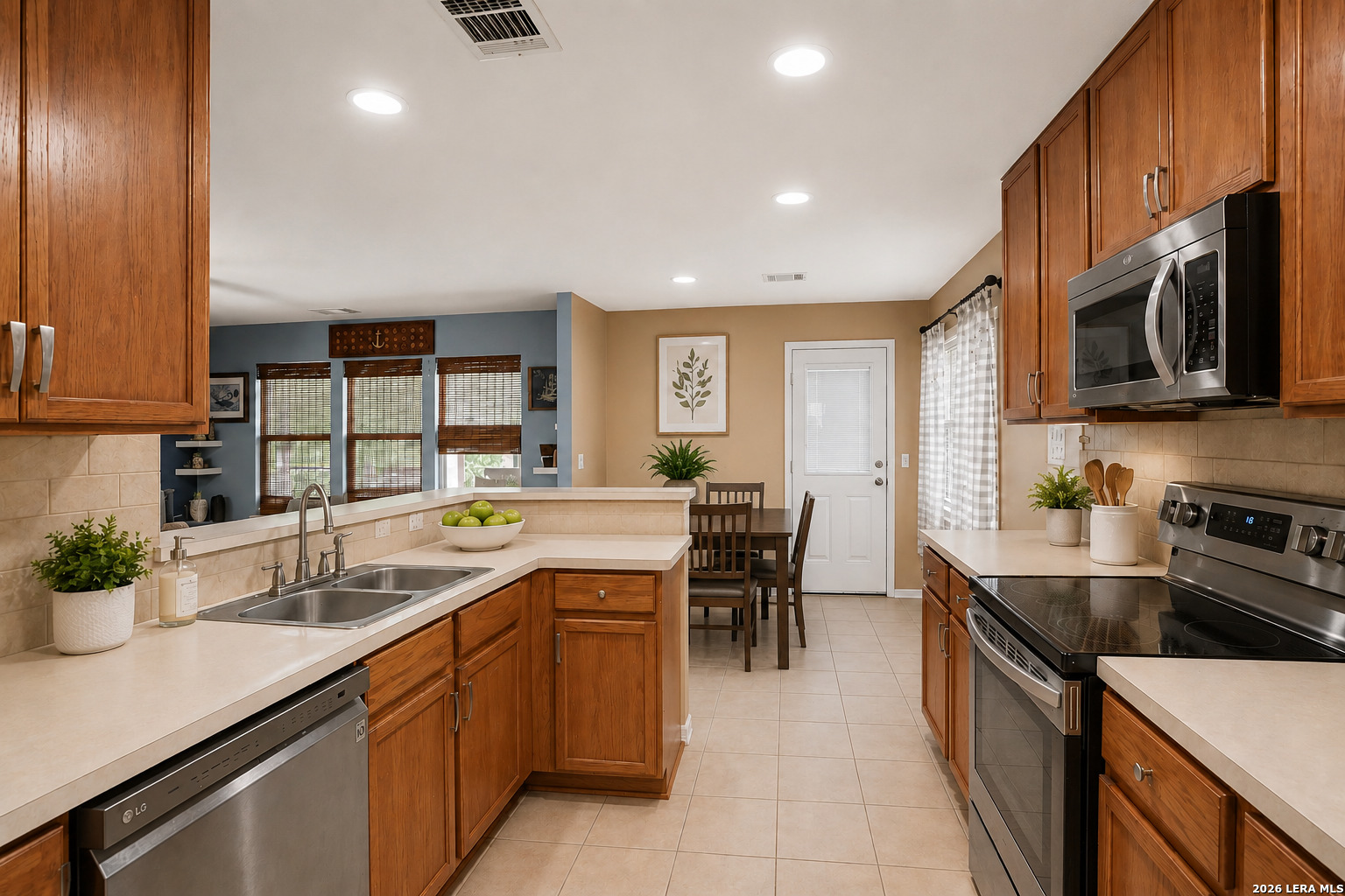 3687 Pebble Beach Schertz TX 78108