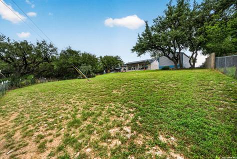 1032 Summit Road Lakehills TX 78063