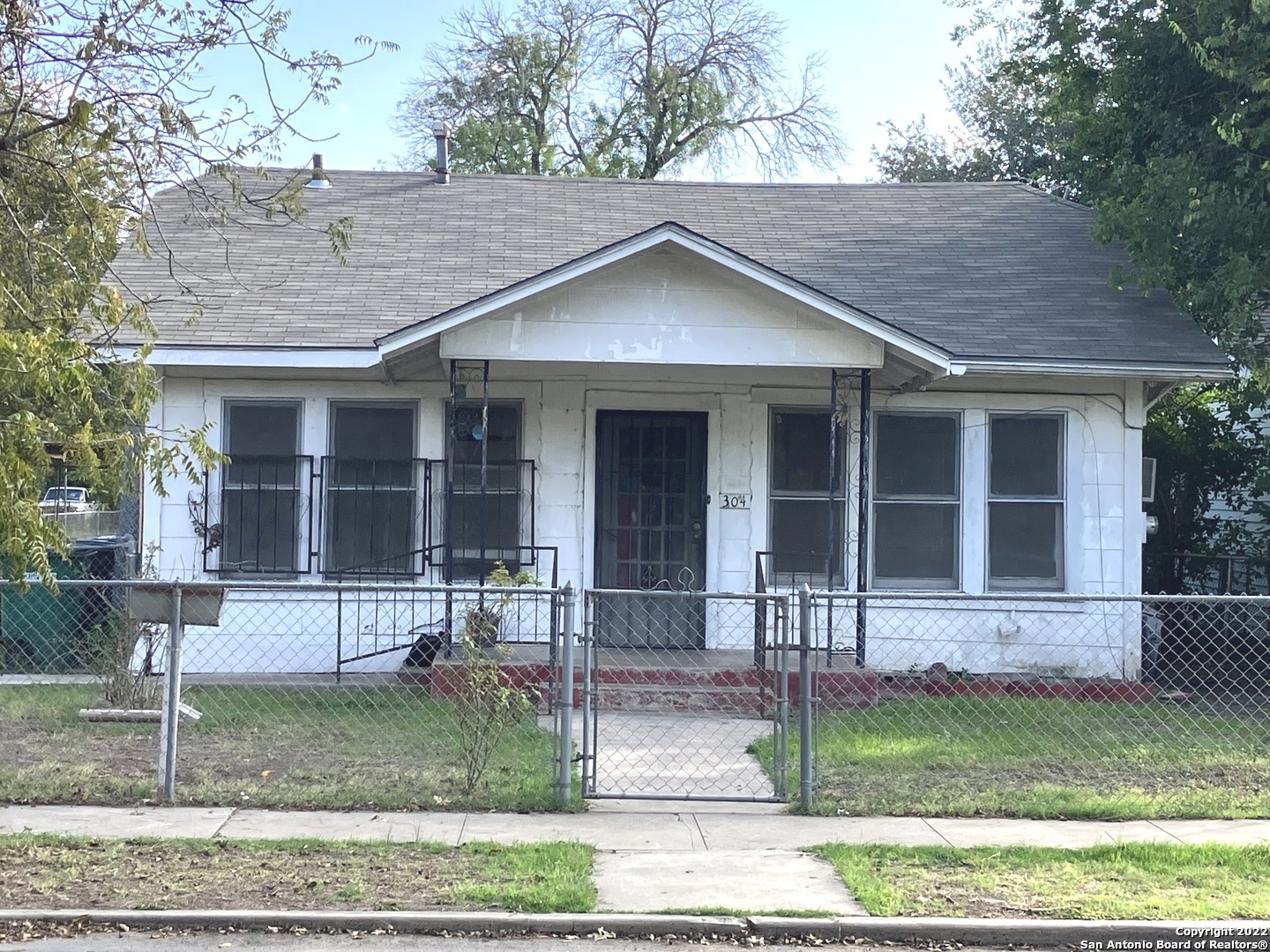 304 Barrett Avenue San Antonio TX 78214