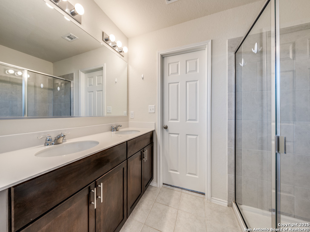 7813 Sycamore Hills Boerne TX 78015