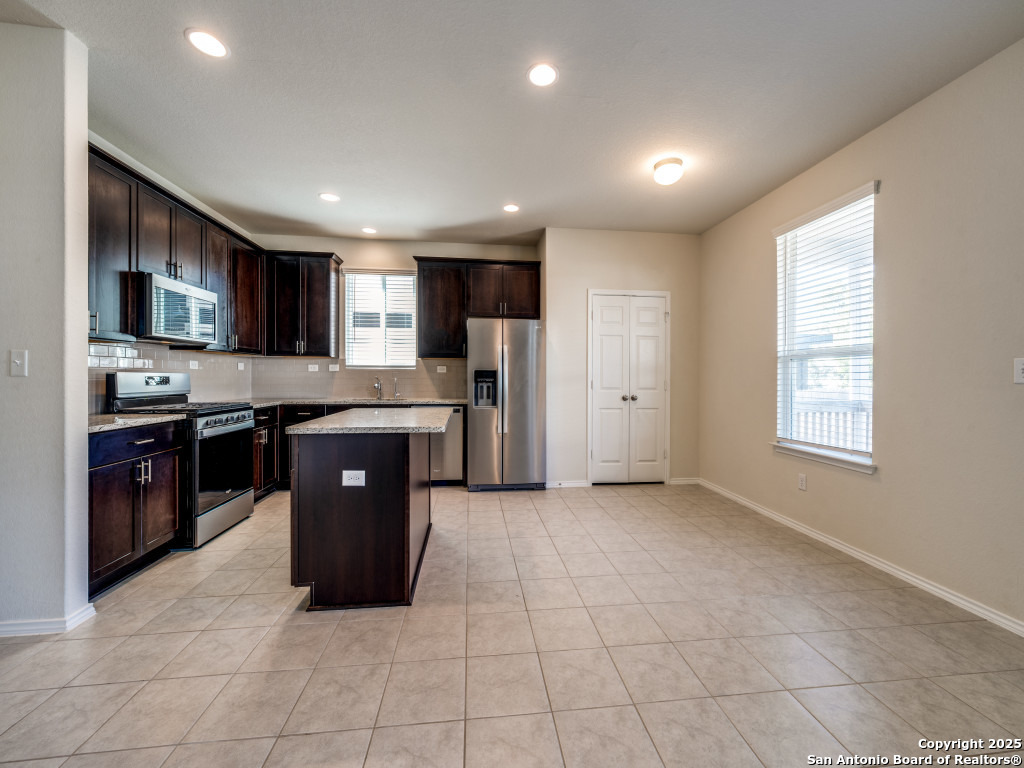 7813 Sycamore Hills Boerne TX 78015