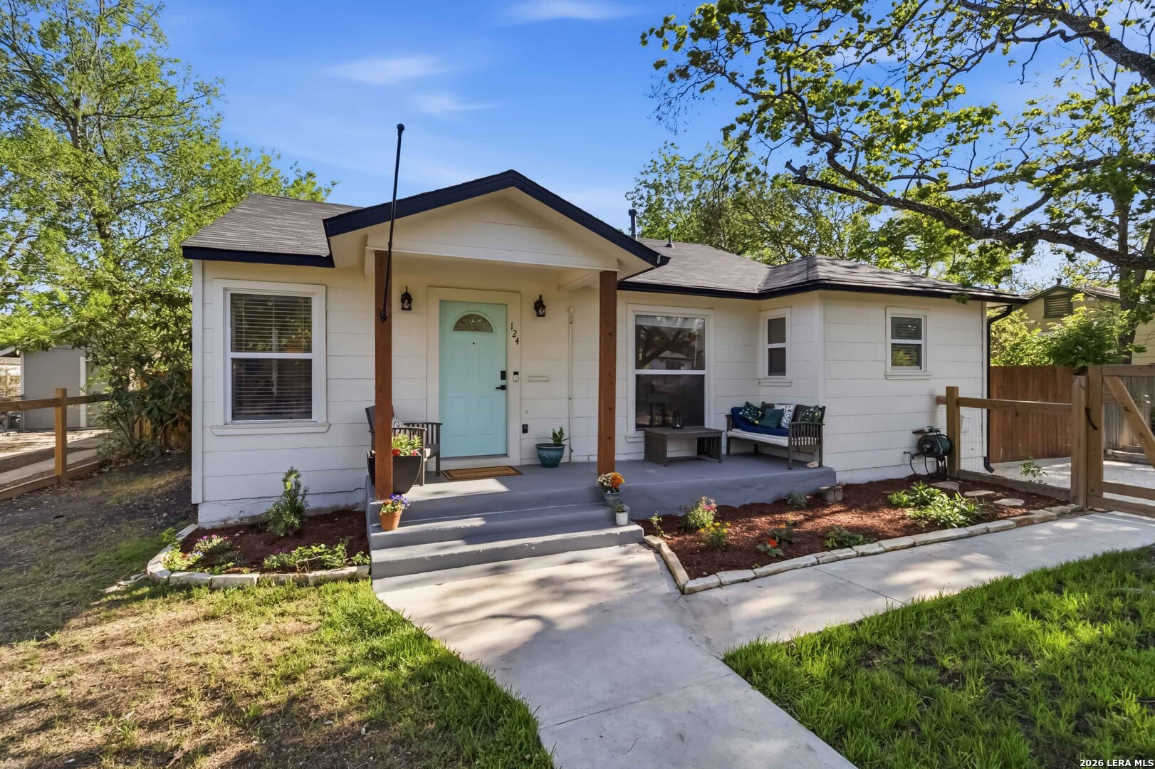 124 Bryn Mawr San Antonio TX 78209
