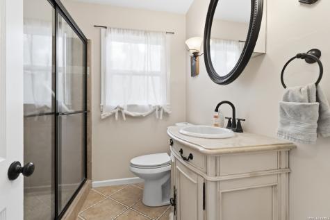 124 Bryn Mawr San Antonio TX 78209