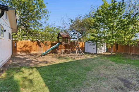 124 Bryn Mawr San Antonio TX 78209