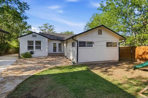 124 Bryn Mawr San Antonio TX 78209