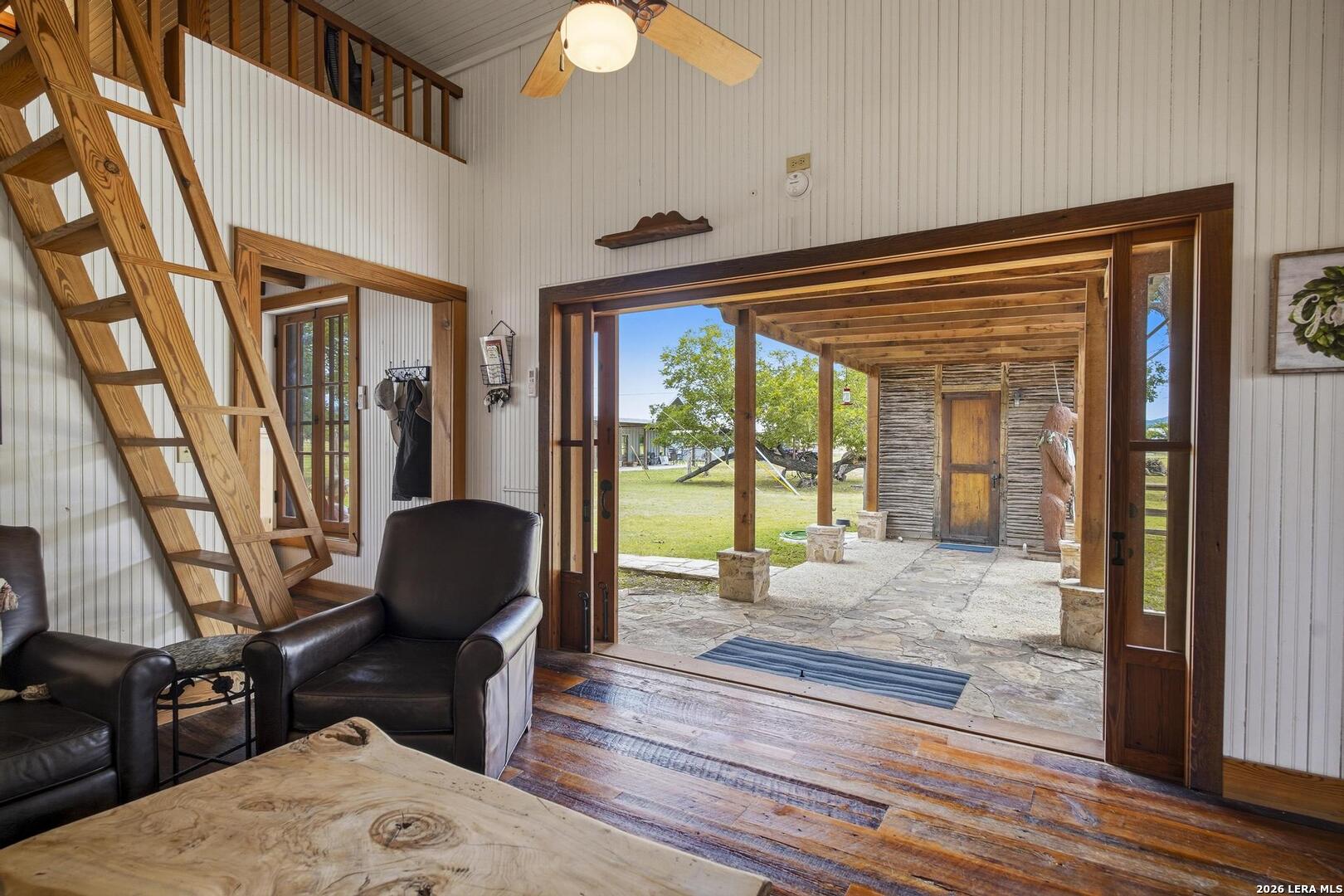 809 Rivertree Road Leakey TX 78873