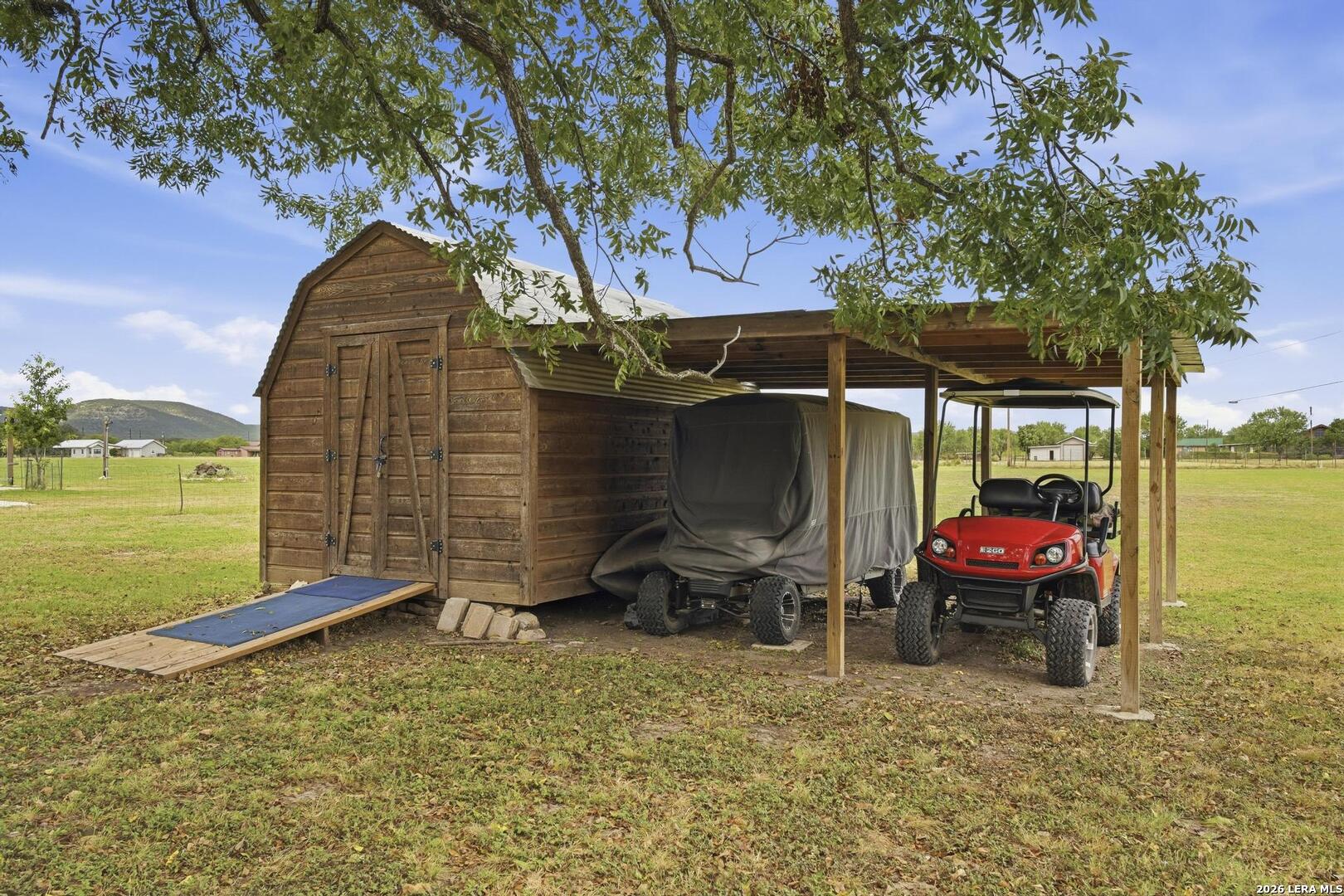 809 Rivertree Road Leakey TX 78873