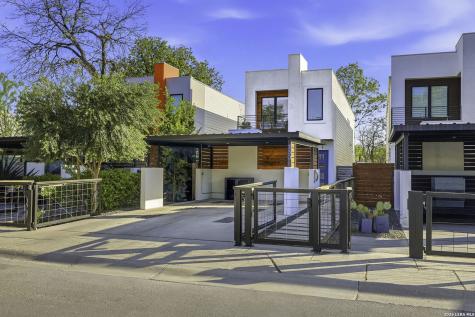130 Clay San Antonio TX 78204