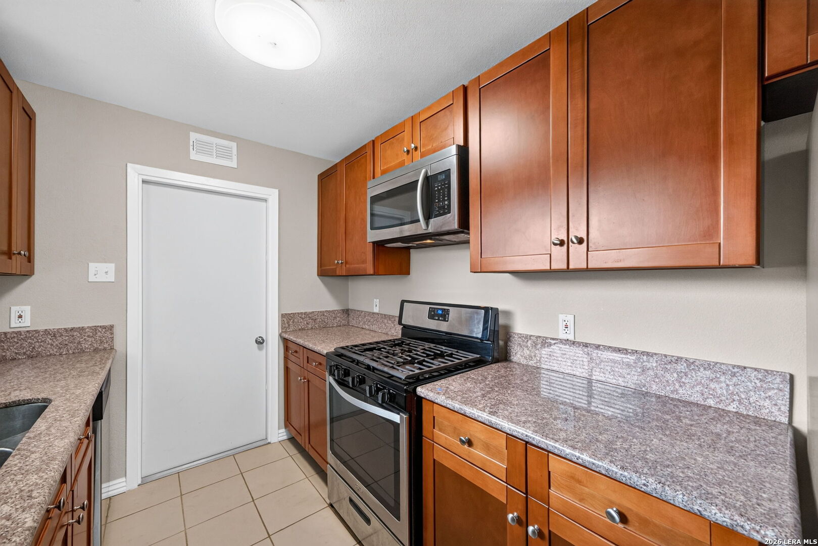 227 Balboa Universal City TX 78148