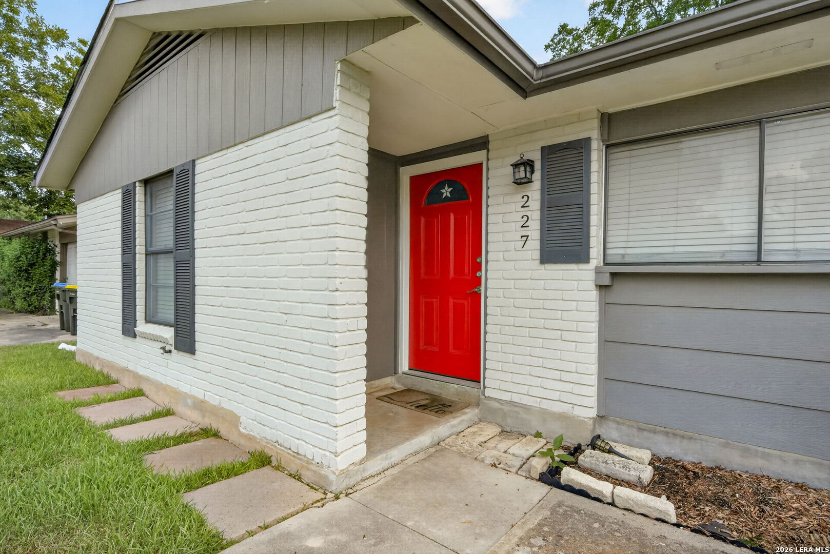 227 Balboa Universal City TX 78148