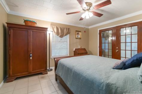 1588 Westview Court Canyon Lake TX 78133