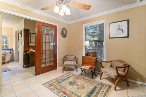 1588 Westview Court Canyon Lake TX 78133