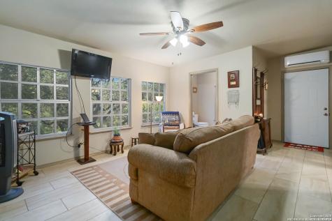 1588 Westview Court Canyon Lake TX 78133