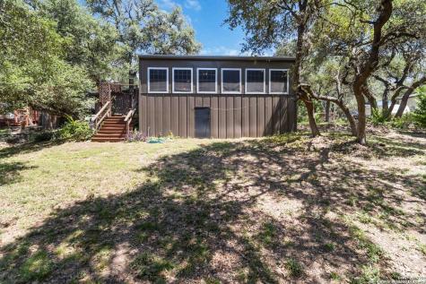 1588 Westview Court Canyon Lake TX 78133